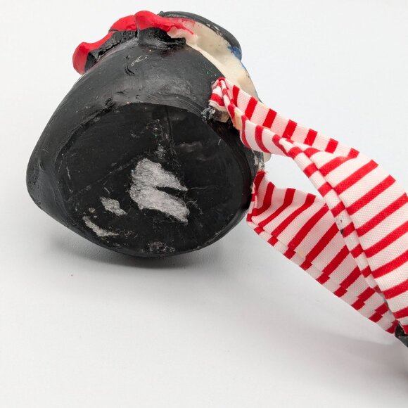 Shelf Sitter Penguin Christmas Caroling Holiday Christmas Figurine - Picture 5 of 8